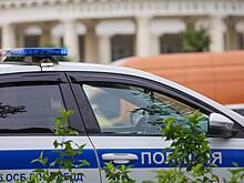 Двое иностранцев затащили российских подростков в подсобку и избили