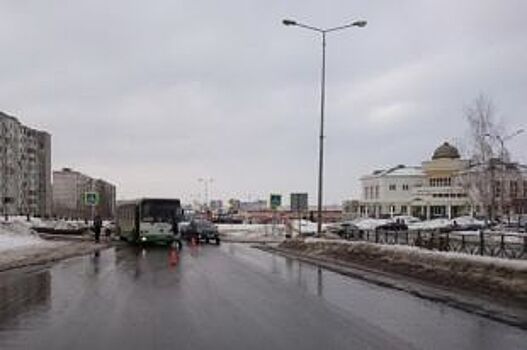 В Белгородской области под колеса автобуса попала 80-летняя пенсионерка