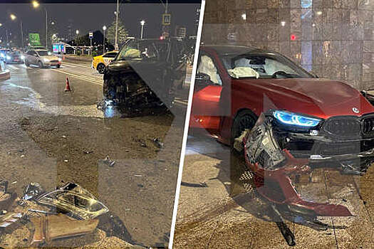 В Москве столкнулись BMW M8 и минивэн Mercedes-Benz