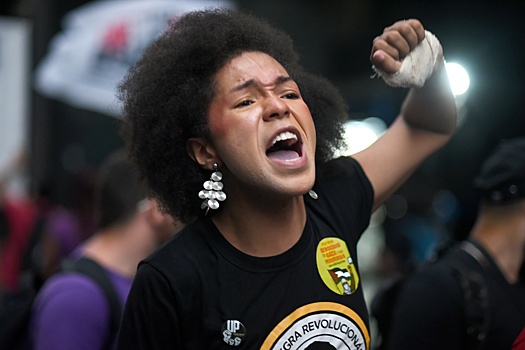 В крупных городах Бразилии прошли протесты в поддержку Венесуэлы