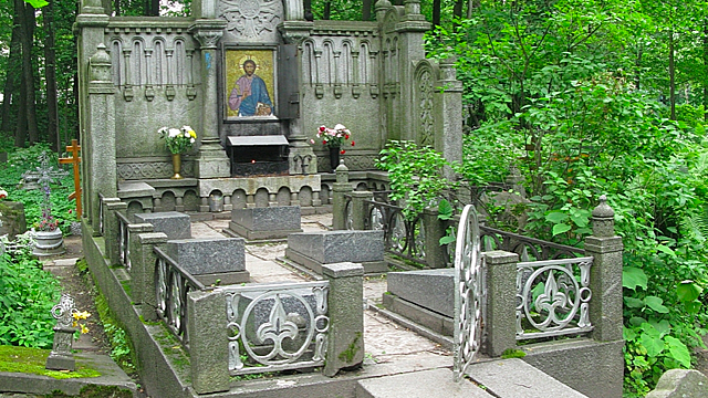 Почему оградка на кладбище – плохая идея, которая будет портит жизнь живым
