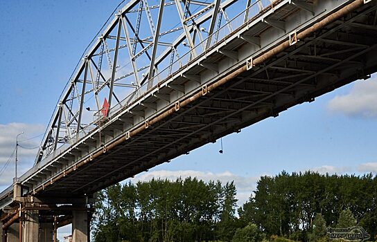 Под Сургутом мост через Обь закроют в июле