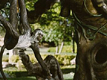 Скульптуры из скандального поместья Майкла Джексона выставили на продажу