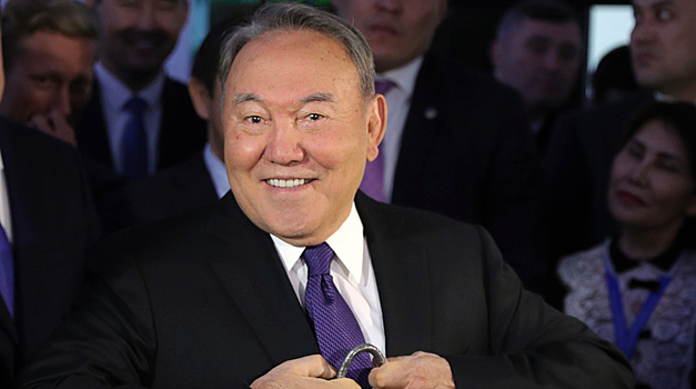 Си Цзиньпин позвал Назарбаева в Пекин