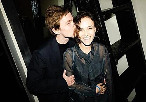 Александр Петров объяснил, для чего рождены женщины