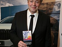 Сергей Безруков, Артем Михалков и Александр Стриженов встретились в Движении