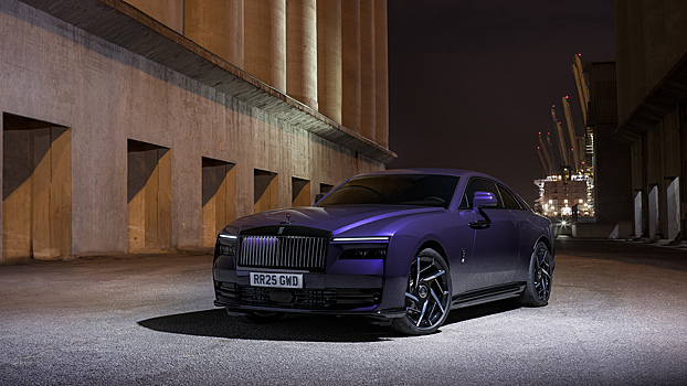 Rolls-Royce представил «заряженный» электрокупе Black Badge Spectre
