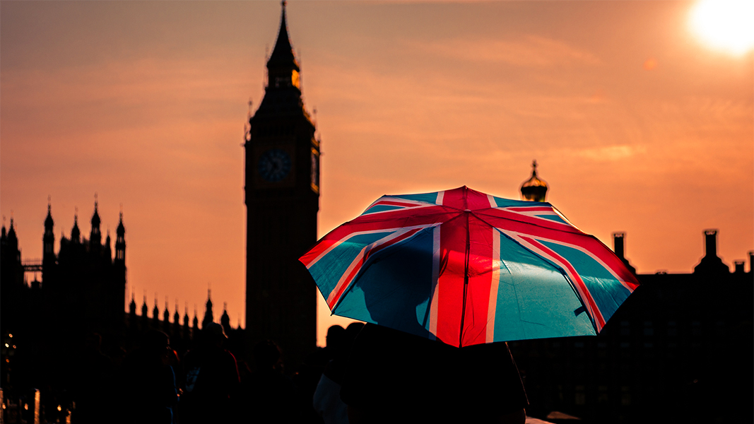 Обзор иноСМИ: правда о «суперподарке» США от России и «Британия на грани краха?»