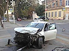 «Заявили, что оба ехали на зеленый»: ростовчанка пострадала в аварии на перекрестке