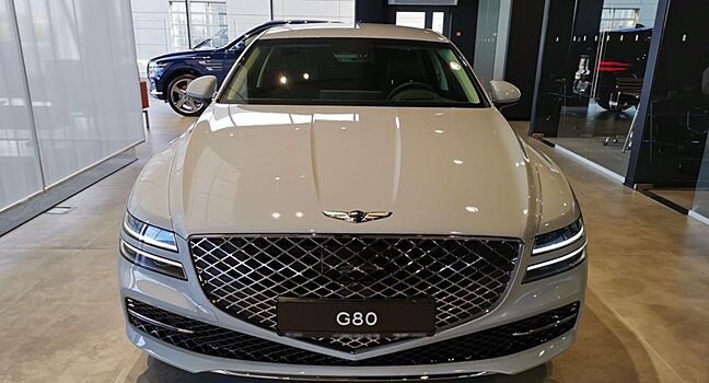 Седан Genesis G80 получил дизельную версию на рынке России в феврале 2022 года