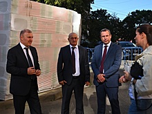 Кумпилов проверил ремонт пострадавшего от пожара многоквартирного дома в Майкопе