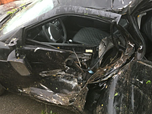 В Ряжске «Лада» врезалась в дорожное ограждение, трое пострадали