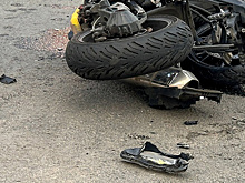 Мотоциклист получили тяжелейшие травмы в ДТП на западе Москвы