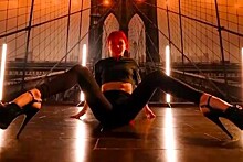 «17-летняя девушка делает вещи, соответствующие ее возрасту»: иностранцы в Twitter о горячем танце Трусовой с урока стрип-пластики