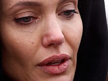 2 громких скандала с Анджелиной Джоли