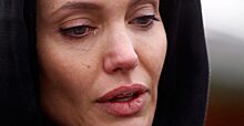 2 громких скандала с Анджелиной Джоли