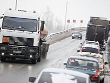 Пять фур слетели в кювет на трассе Новосибирск – Омск