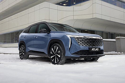 Новый Geely Atlas официально представлен в России: богатые версии и мощный мотор