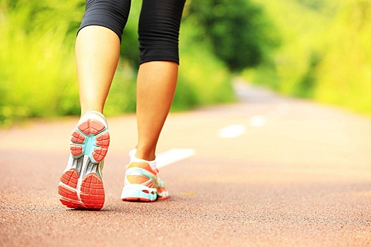 Врач рассказала о вреде привычки проходить 10000 шагов в день и посоветовала соизмерять нагрузку