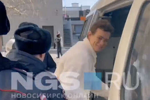 Актера Кологривого поместили в спецприемник, составлен протокол о хулиганстве