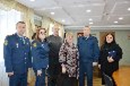 Начальник УФСИН России по Курганской области Михаил Мачушкин провел рабочую встречу с региональными омбудсменами и председателем ОНК Зауралья