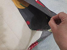 Это займет 10 секунд: уменьшаем большую наволочку без шитья