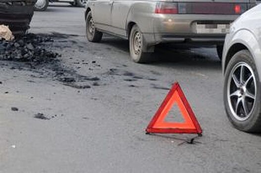 В Выксе водитель мопеда врезался в отбойный брус и перевернулся