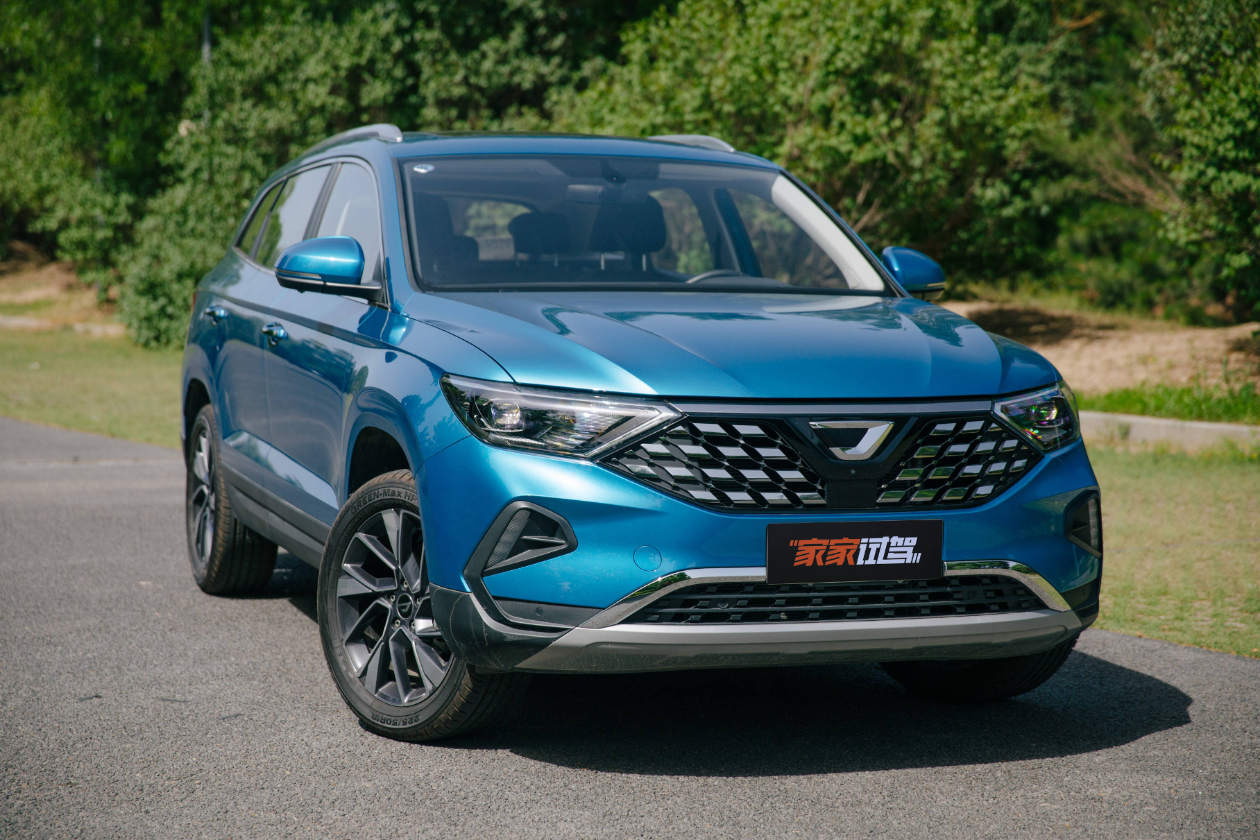 Jetta vs5 серый. Джетта кроссовер внутри. Кроссовер jetta vs7. Джетта vs5 нарда грей. Jetta vs7 багажник.