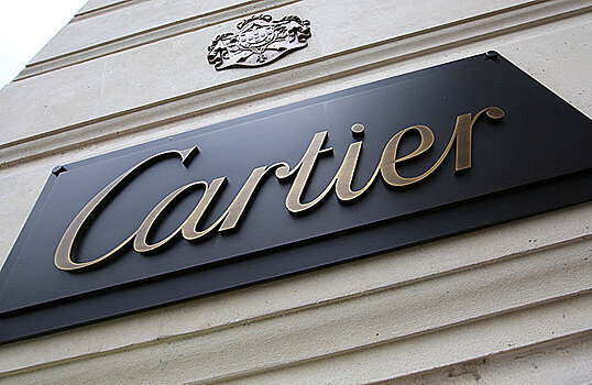 Банкир обвинил бывшего участника «Дома-2» в краже часов и кольца Cartier