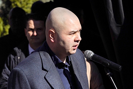 Суд официально признал Олега Эйдельштейна сыном Владимира Жириновского