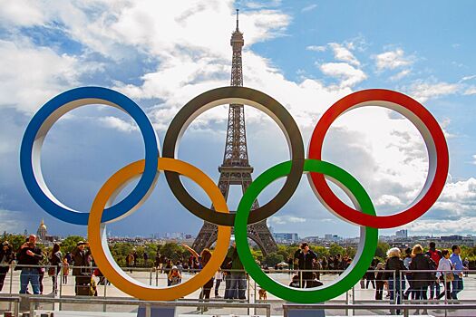 Трансвестит пронесет олимпийский огонь во время открытия Игр в Париже