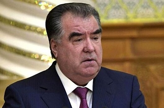 Президент Таджикистана учредил именную госпремию