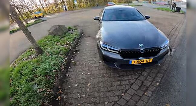 BMW M5 Competition 2021 года покоряет автобан на скорости 310 км/ч — видео