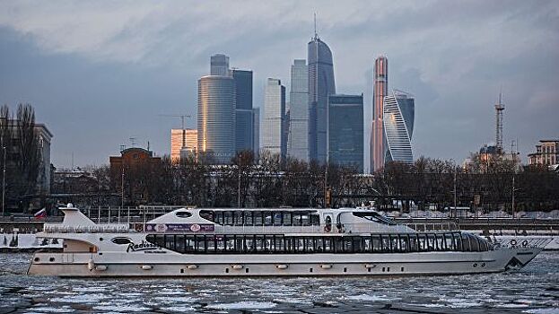 Московские яхты-ледоколы привлекают гостей из Китая, США и Германии