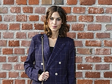 5 крутых образов в стиле нормкор