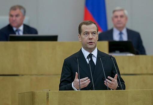 Медведев о Зеленском: «Главный украинский клоун»