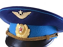 Мошенник представлялся летчиком, чтобы втянуть людей в аферу с недвижимостью