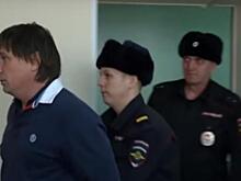 Суд в Новосибирске отпустил под подписку о невыезде замруководителя клиники Мешалкина