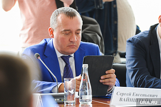 Компания челябинского олигарха ответит за долги по зарплате