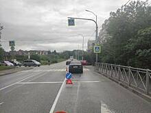 На Горького легковушка влетала в багажник другой машины, пострадал один из водителей