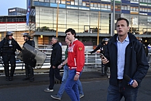 Два осужденных российских болельщика вылетят из Франции вечером 17 января