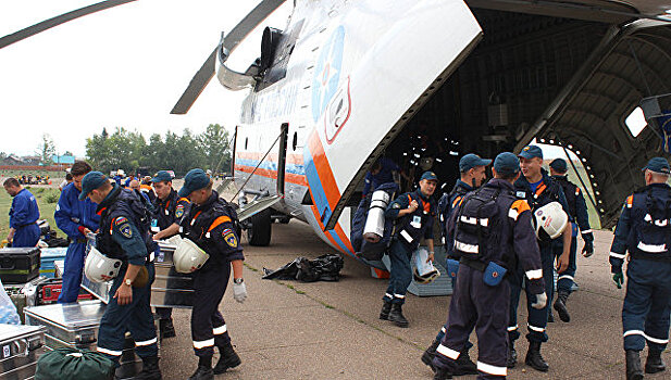 Следователи СКР и представители МАК вылетели в район авиакатастрофы