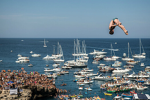 Клифф-дайвинг, Гари Хант выиграл чемпионат мира Red Bull Cliffdiving