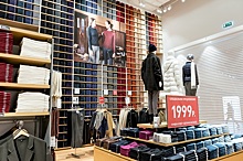 В петербургской Галерее открылся огромный магазин Uniqlo