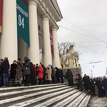 Выставка творчества Дейнека - Самохвалова в Санкт-Петербурге бьет рекорды посещения