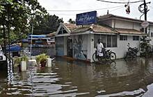 Число жертв наводнений в Индии превысило 400 человек