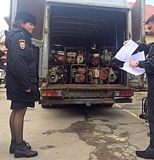 В Калининградской области передали на уничтожение оборудование нелегальных янтарщиков