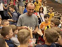 В Музее Победы известный футболист встретился с юными москвичами