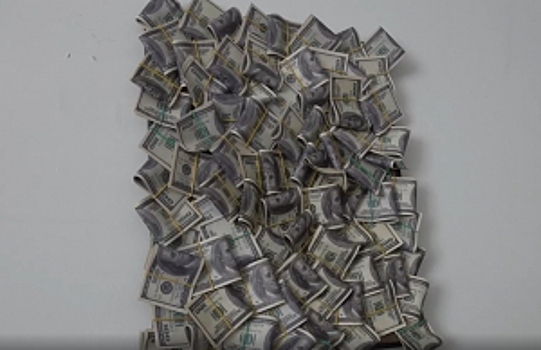 В Татарстане полицейские задержали подозреваемых в незаконной банковской деятельности и неправомерном обороте средств платежей