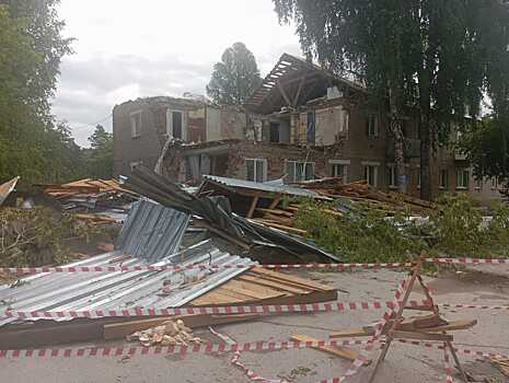 Жильцам пострадавшего от взрыва газа дома под Новосибирском помогут «всем миром»